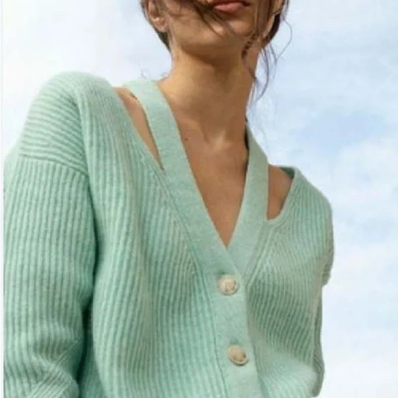 Naadam 100% Cashmere Cut-Out Cardigan | XS (fits like Small) | New With Tags - Picture 2 of 6